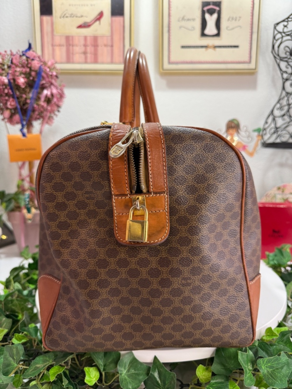 EXQUISITE CELINE MACADAM MONOGRAM EXTRA LARGE DUFFLE CARRY ON BAG! - Picture 7 of 17
